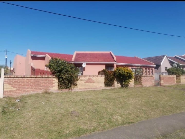 7 Bedroom Property for Sale in Mdantsane Nu 17 Eastern Cape